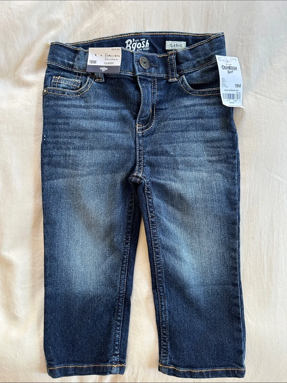 NWT Oshkosh 18M boy jeans. Classic.